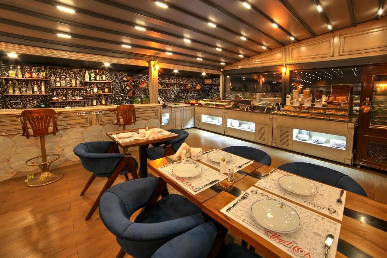 Hotel Ephesus Istanbul 4*,
